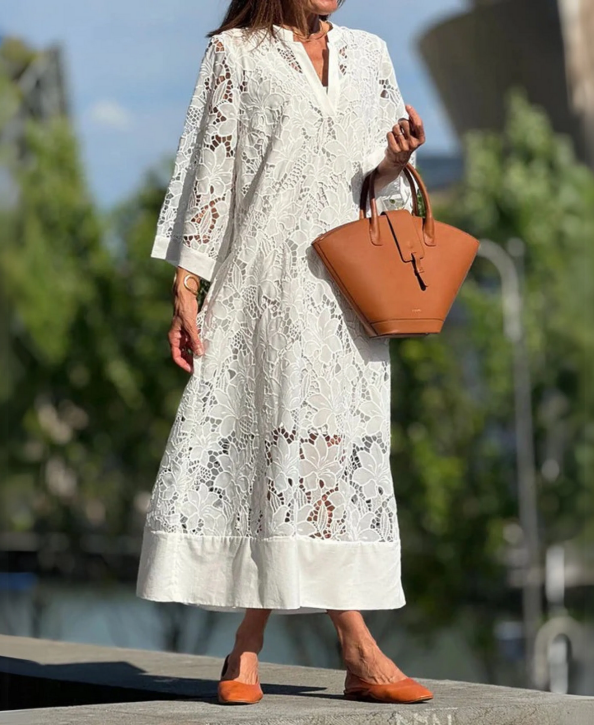 Robe brodée Dahlia
