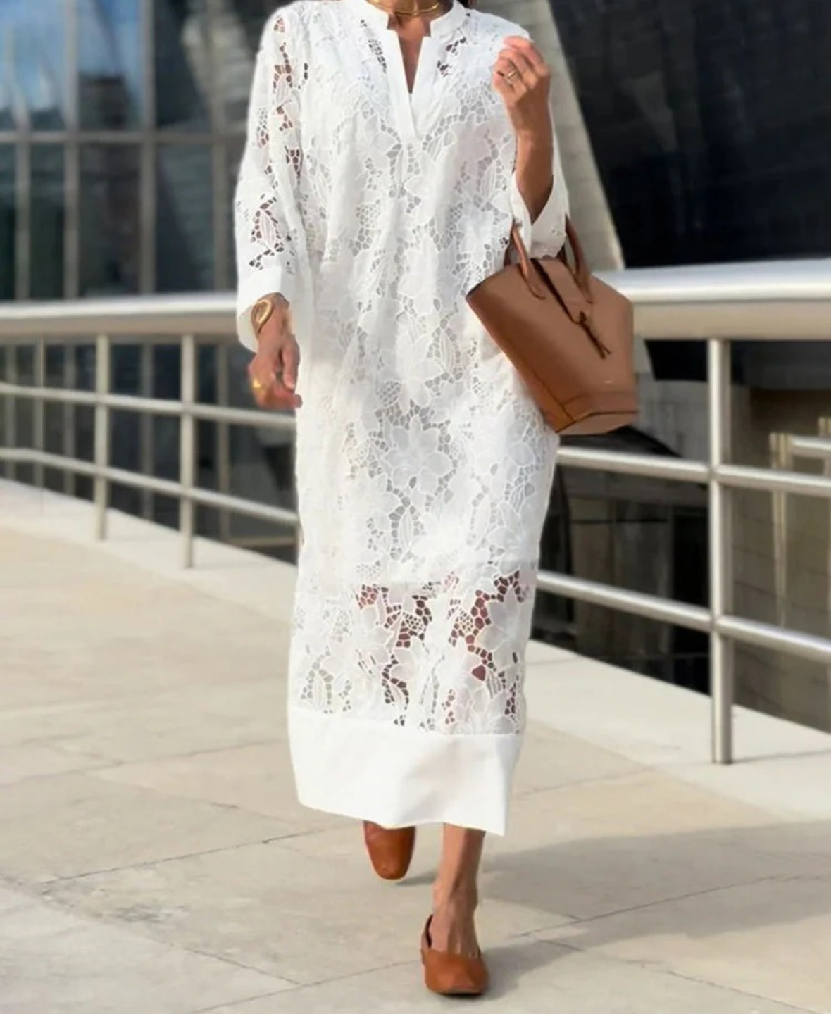 Robe brodée Dahlia